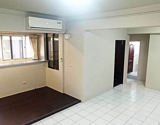 三民學區電梯華廈三房加車位‼️ - Image 4