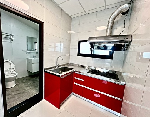 新埔四維全新裝修四樓頂佳寓所 - Image 1