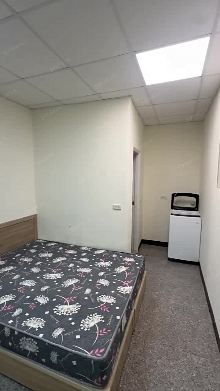 租屋小雷達室內機車位,一層一戶,有小陽台 - Image 1