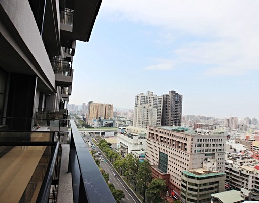 NA⭐近新光、大遠百⭐室內42坪大四房雙車位⭐可租補 - Image 11