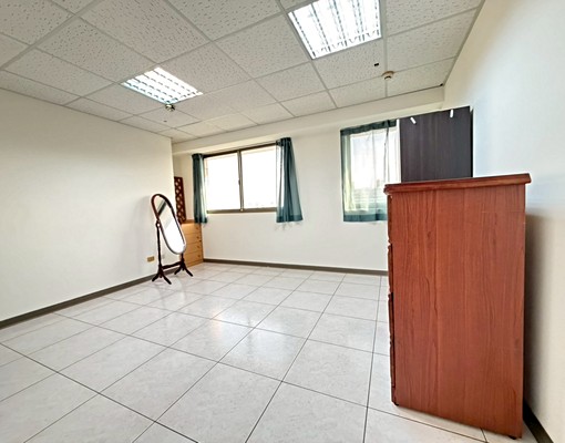 🅰️文心路美三房🅰️高樓層視野佳|近文華高中捷運站 - Image 2