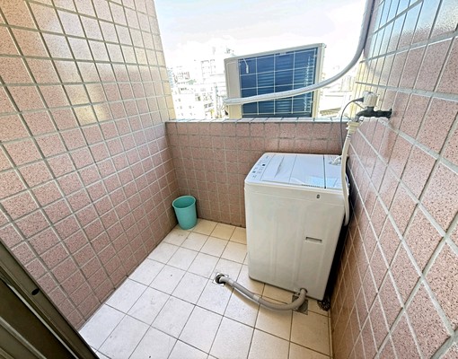 可寵可租補逢甲上石國小套房全新家具有陽台(出租) - Image 3