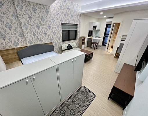 西區秒殺套房🔥大空間🔥小廚房🔥可租補 - Image 3