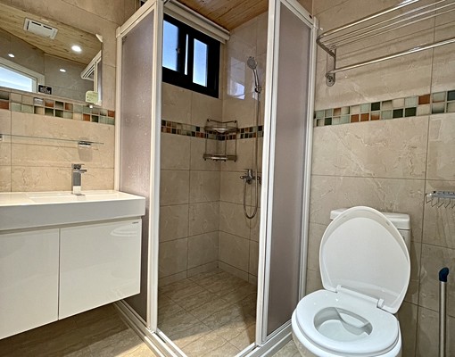 西區秒殺套房🔥大空間🔥小廚房🔥可租補 - Image 12