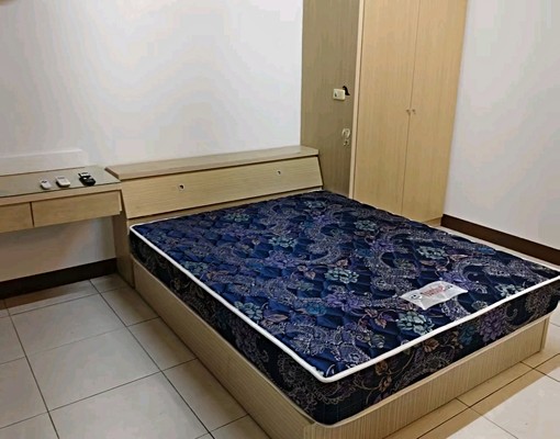 鳳山車站.鳳山中華夜市陽台套房四樓出租.下樓就有美食.捷運站 - Image 8