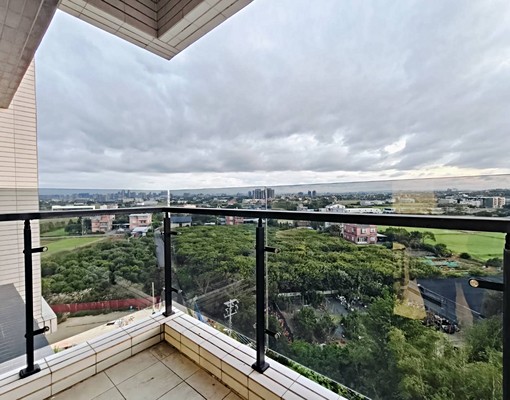 近青埔草漯🌸全新舒適全配3房充電車位 - Image 9