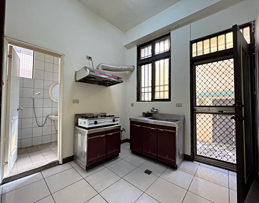 屋主自租👍可租補✅西屯路旁/近中科/東海夜市❤️專屬平 - Image 2