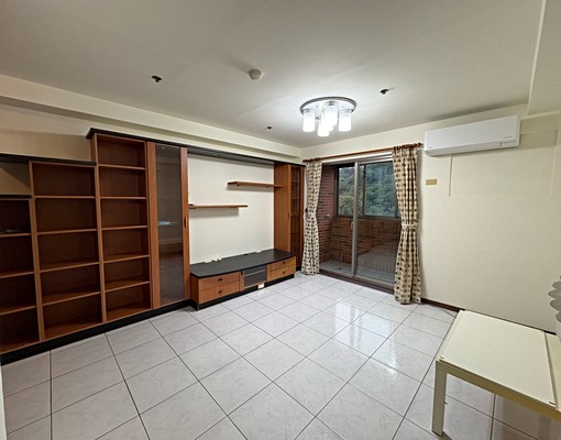 新店區公所高樓層景觀三房住家 - Image 1