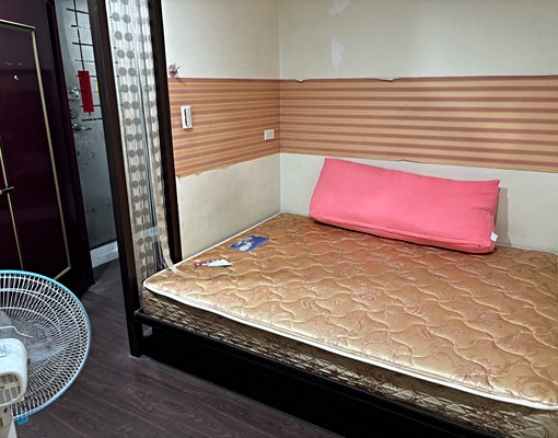 海山捷運1分鐘❤️限女性租補❤️電梯❤️生活機能佳❤️附機車 - Image 3