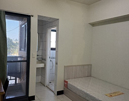 單人電梯套房 - Image 4