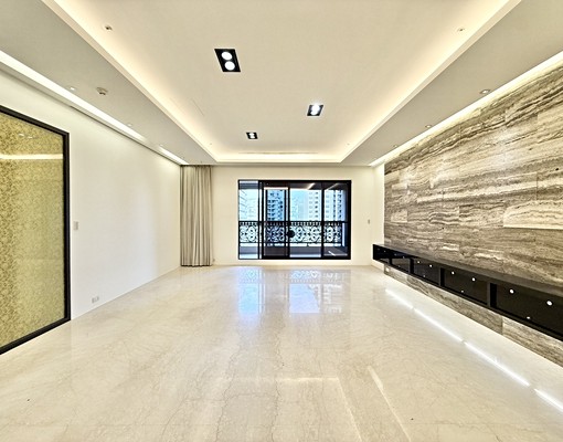 愛上泥愛上窩✨超大坪數專屬更衣室✨傢俱可談雙平車位 - Image 2