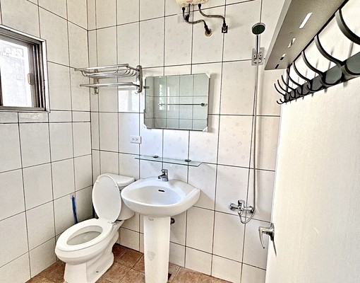 可租補💥美麗島站旁六合夜市💥分租套房出租 - Image 5