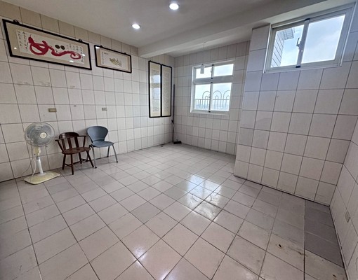 沛沛租🔅機場員工宿舍大空間有車庫 - Image 2