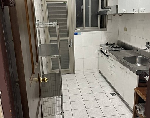 優[捷運站步行5分鐘中和秀朗橋][溫馨通風3房][男女皆可] - Image 3