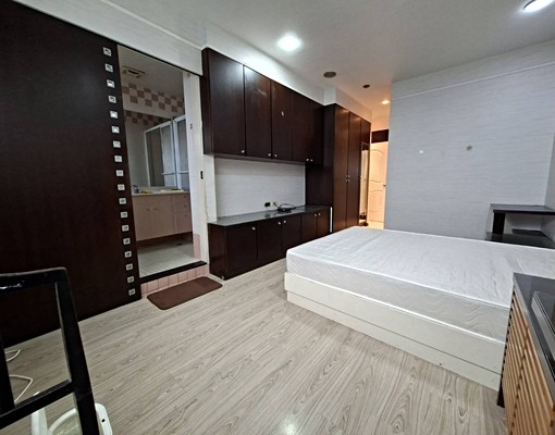 寧靜巷弄,學區旁,生活機能完善,板橋火車站750m - Image 6