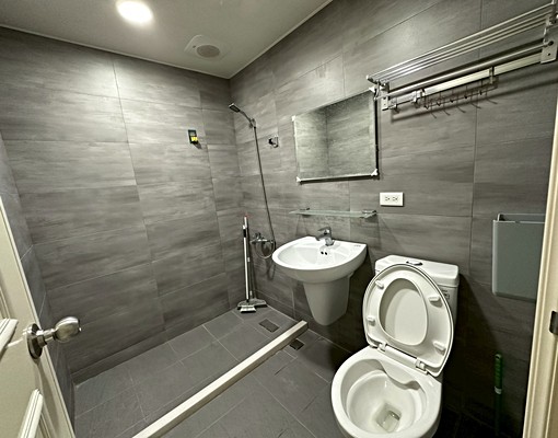 龍安商圈3房車*限時出租優惠中(可租補) - Image 6