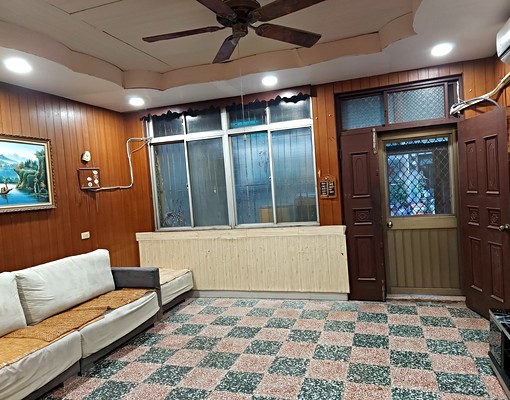 透天.富台國小旁.中原體育園區.門口有停車位 - Image 2