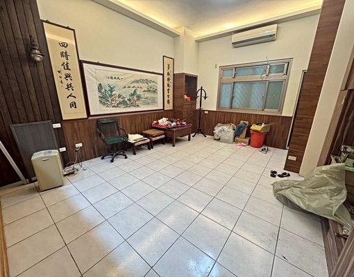 租屋找77✿菓林稀有透天別墅,有車庫,可補助 - Image 1