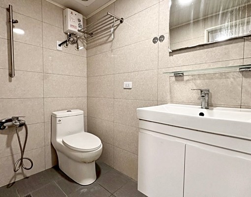 科博館旁超美地點❤️木質裝潢❤️電梯直達/子母車 - Image 6