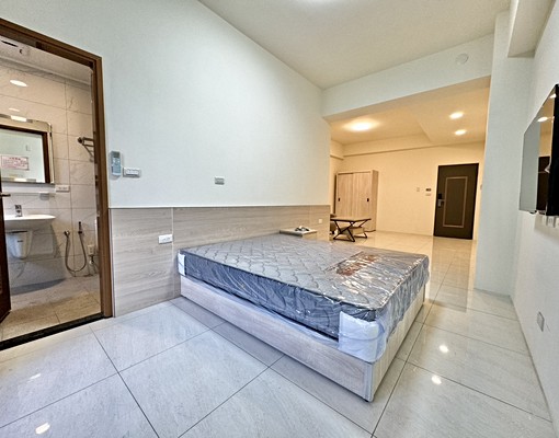 全新出爐西區電梯第一個入住部分有廚房可租補乖貓可談 - Image 4