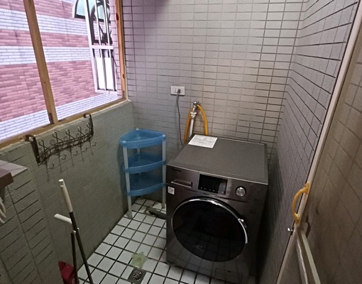 電梯正1房1廳1衛1陽台傢俱家電到位(可租補) - Image 8