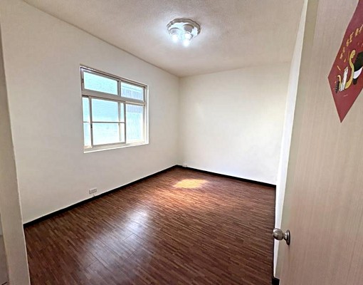 ✅新店高中好爬2樓三房可租補 - Image 2