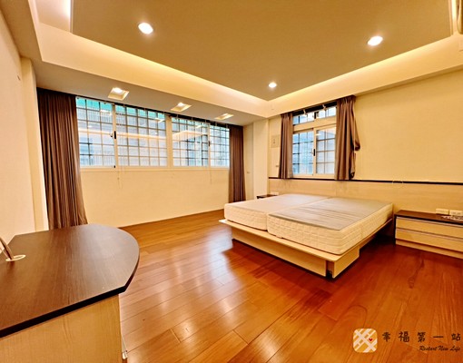 西區美術館🗝️稀有別墅4房含車庫|可報稅寵可議 - Image 6