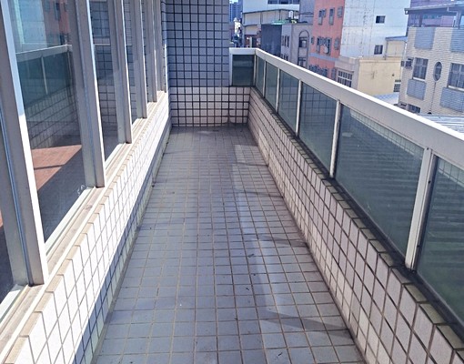 47坪—正G9捷運中正路精華地段—整個亮到會發光! - Image 8