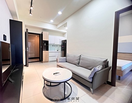 高鐵特區|飯店式管理|含車位|可拎包入住 - Image 1