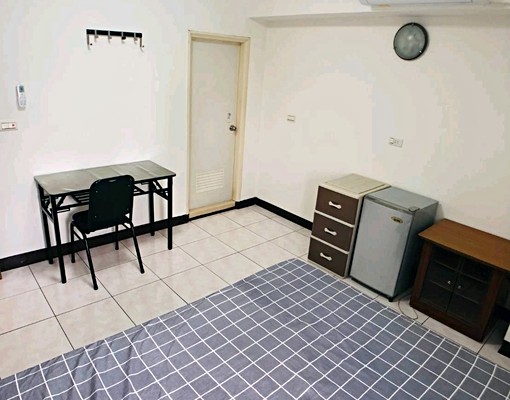 近鼎山家樂福.電梯1房1廳套房自用洗衣機 - Image 4