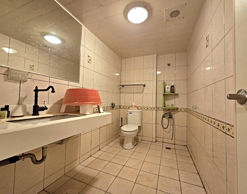 魔髮師好房報:可寵物可租補!整棟出租五房美透天門前停車 - Image 8