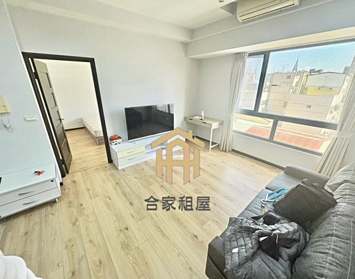 市政府捷運站西屯青海✨二房雙衛浴平面車位✨可租補可貓貓 - Image 1