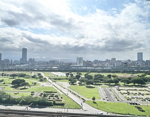 公園捷運雙優勢,面公園第一排,景觀三房車 - Image 2