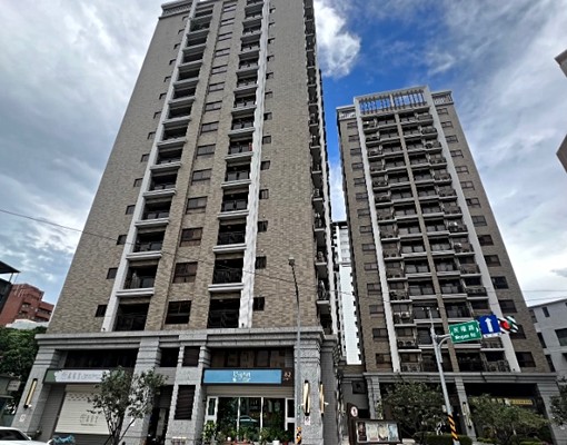 中正統領商圈屋齡新簡約風大兩房 - Image 15