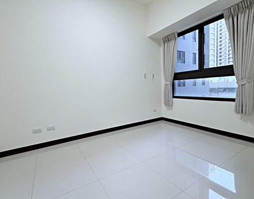 北區「皇普莊園」二房含車位含管理費 - Image 3