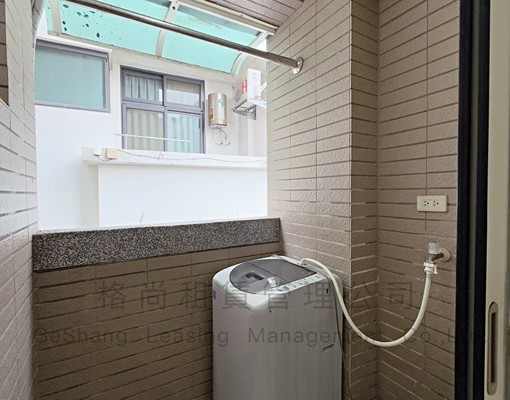C竹科-高翠系統櫃套房-獨立陽台洗衣機 - Image 9