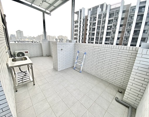 愛我一起走💝雙租補/超大露台有遮雨棚/流理台💝陽台獨洗曬 - Image 1