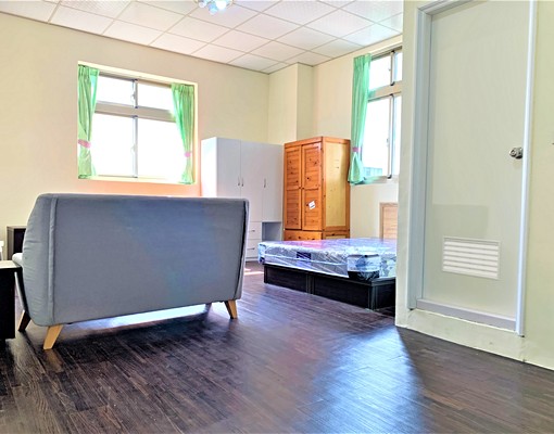 大套房,大衣櫃,室內機車位,可寵,房補,採光好,戶數少單純 - Image 2