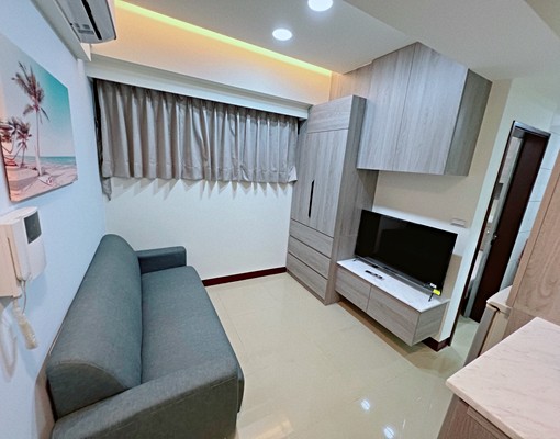 西盛夜市、民安西路、龍安路,可租補可入戶籍 - Image 1