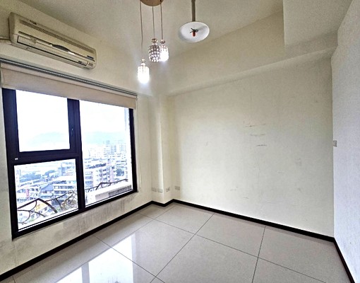 ✅社宅✅可租補/含車含管🔶洲子洋薩爾茲堡一房車🔶五泰阿昌 - Image 6