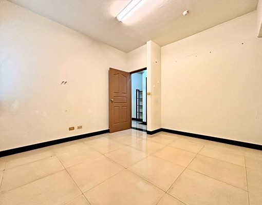 可租補戶籍🔥傢俱簡配✅大坪數三房✨市場最低價💯 - Image 11