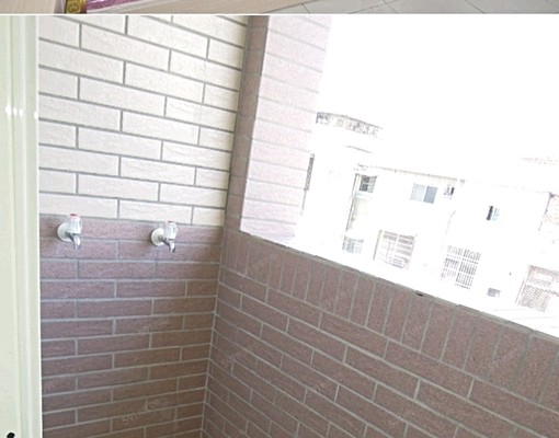 鳳山車站鳳山捷運站,出站就到家,整條都是美食街.陽台套房四樓 - Image 4