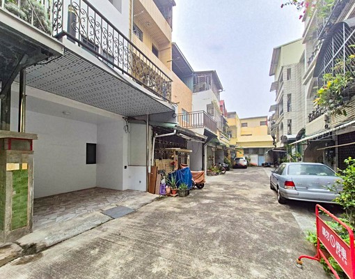 可租補~內惟藝術中心旁翻新全屋透天 - Image 2