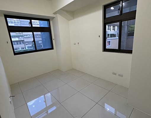 佳瑪三房臨近忠義國小陽光空氣水大露台可租補入戶籍 - Image 6