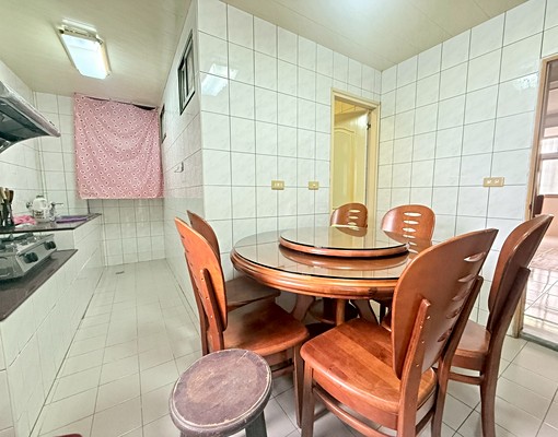 信義路📢美美3樓。通風採光好 - Image 5