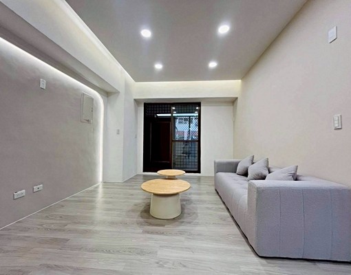 五權花園廣場♡可租屋補助♡三房雙陽台♡全新裝潢♡傢俱電全配 - Image 2