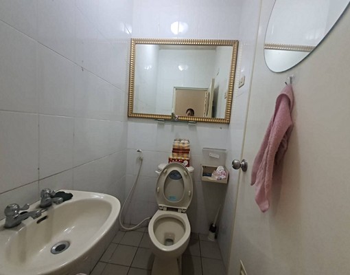 近O11鳳山西站鳳山中和街一樓店面 - Image 9