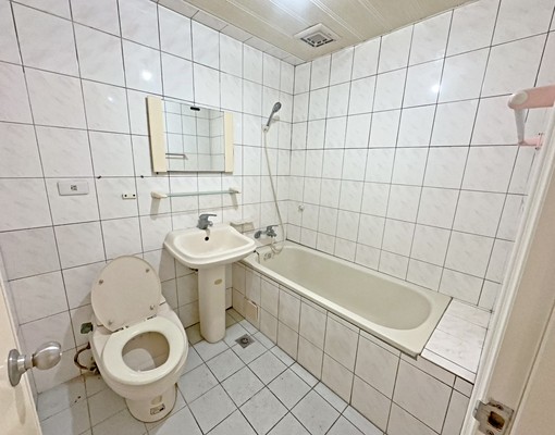 租💖名人寶鎮市區三可租補~入戶籍~可養寵可養寵 - Image 3