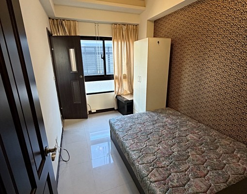 鳳山中正預校旁四樓透天電梯套房,採光佳,可租補助 - Image 1