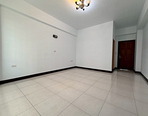 𝐉𝐎𝐇𝐍✨專租-安南國中本淵寮五房透天車墅 - Image 9